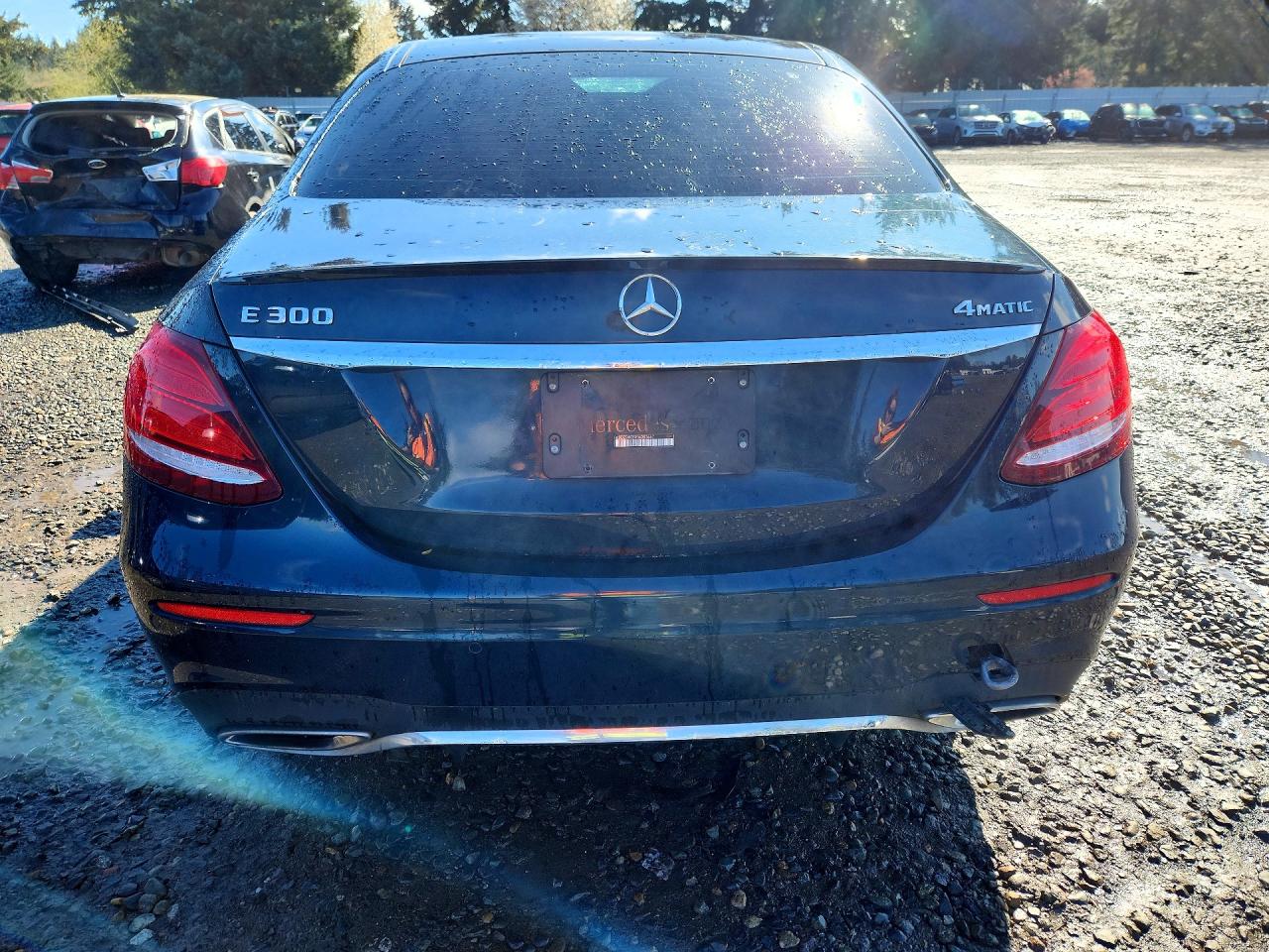 MERCEDES-BENZ E CLASS 2017 — 7