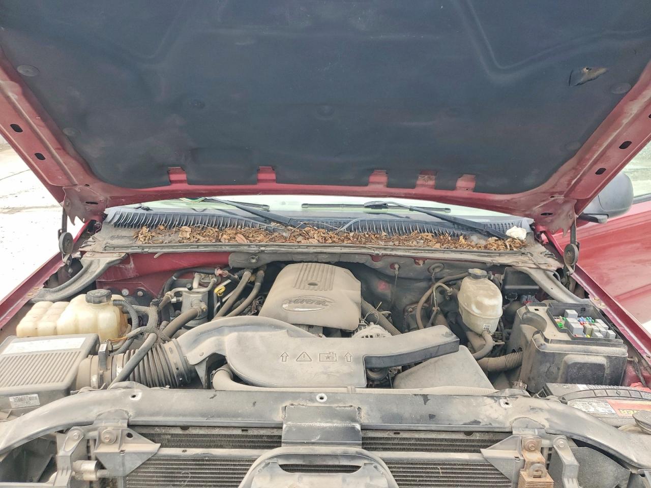 CHEVROLET SUBURBAN 2006 — 13