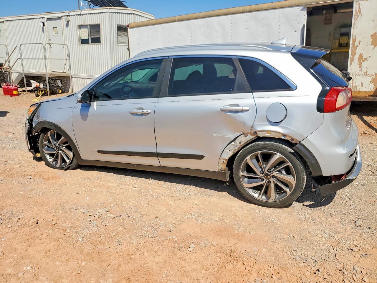 KIA NIRO 2017 — 3
