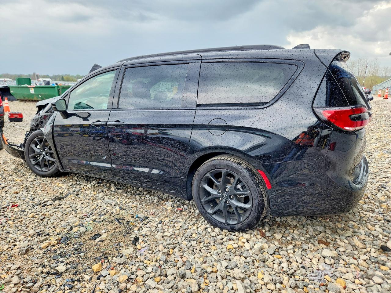 CHRYSLER PACIFICA 2025 — 3