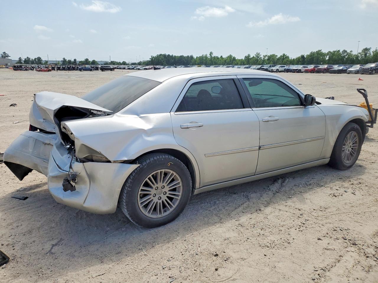 CHRYSLER 300 2008 — 4