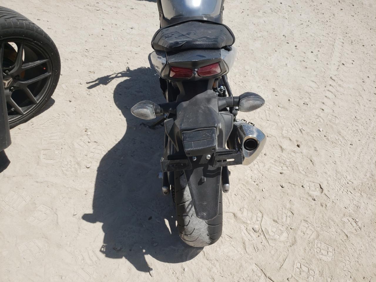 SUZUKI SV650 2020 — 6