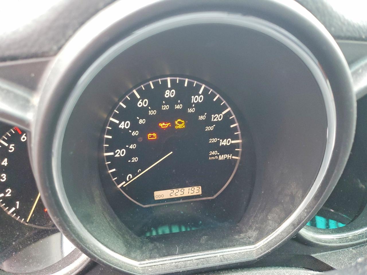 LEXUS RX 2004 — 10