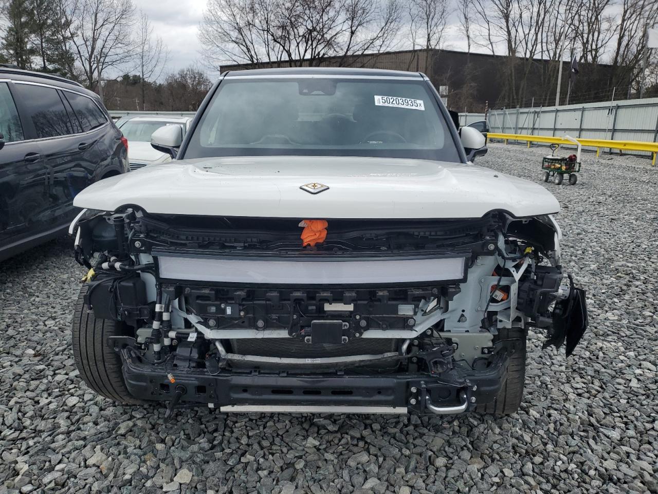 RIVIAN R1S 2023 — 6