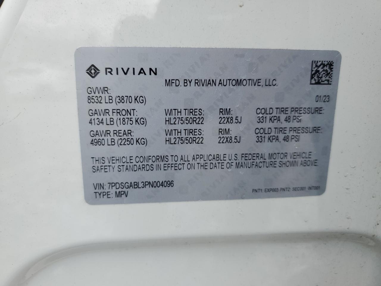 RIVIAN R1S 2023 — 14