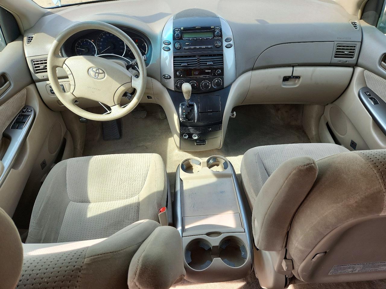 TOYOTA SIENNA 2008 — 9
