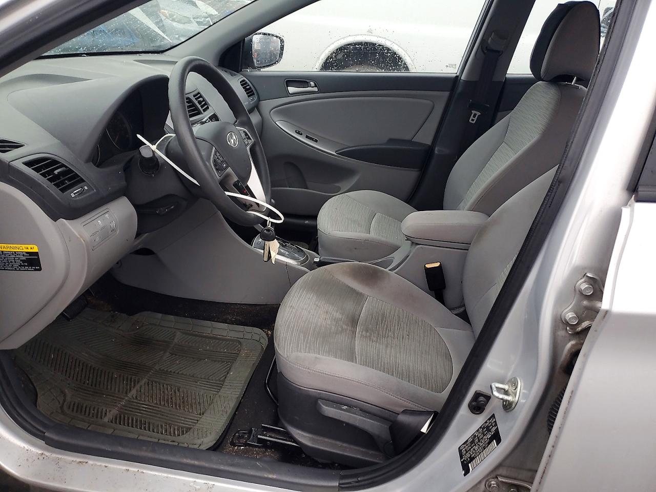 HYUNDAI ACCENT 2015 — 8