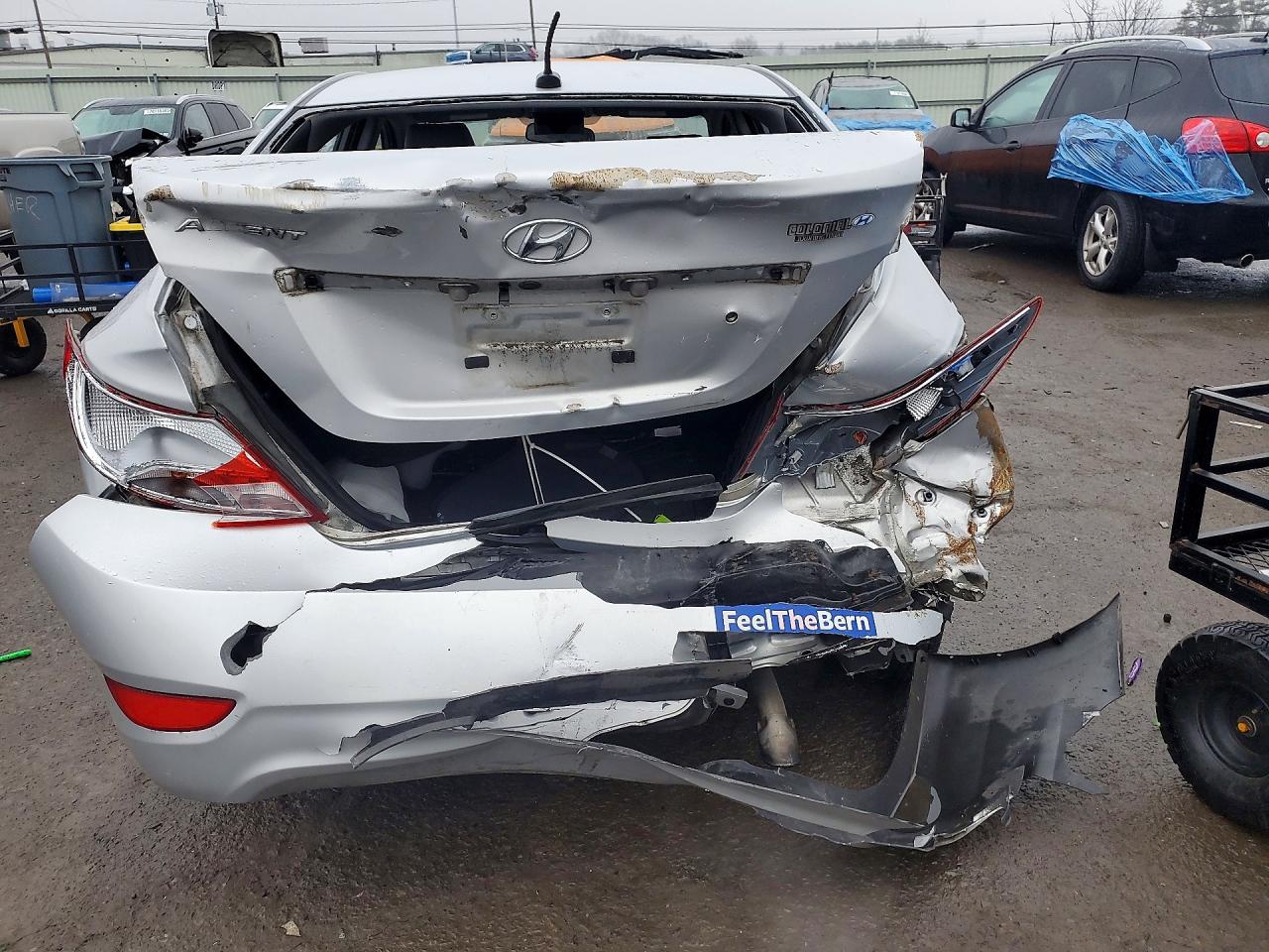 HYUNDAI ACCENT 2015 — 7