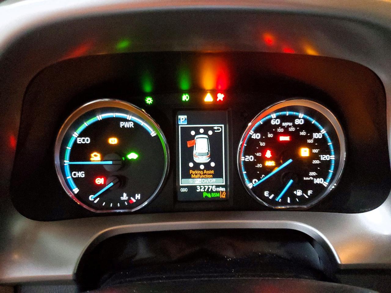 TOYOTA RAV4 HV 2018 — 10