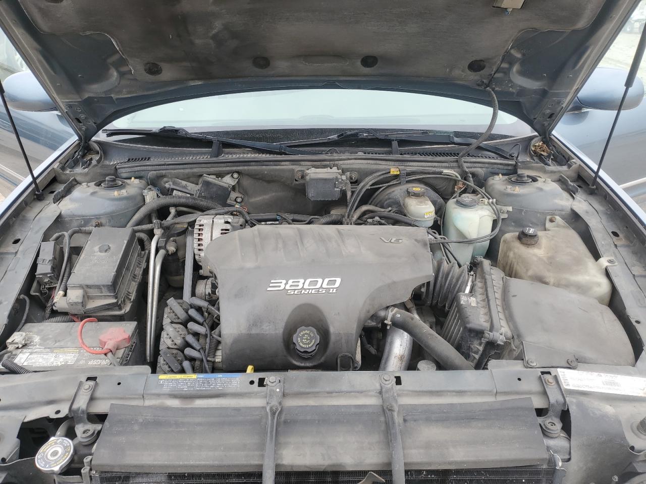 BUICK PARK AVENUE 2002 — 12