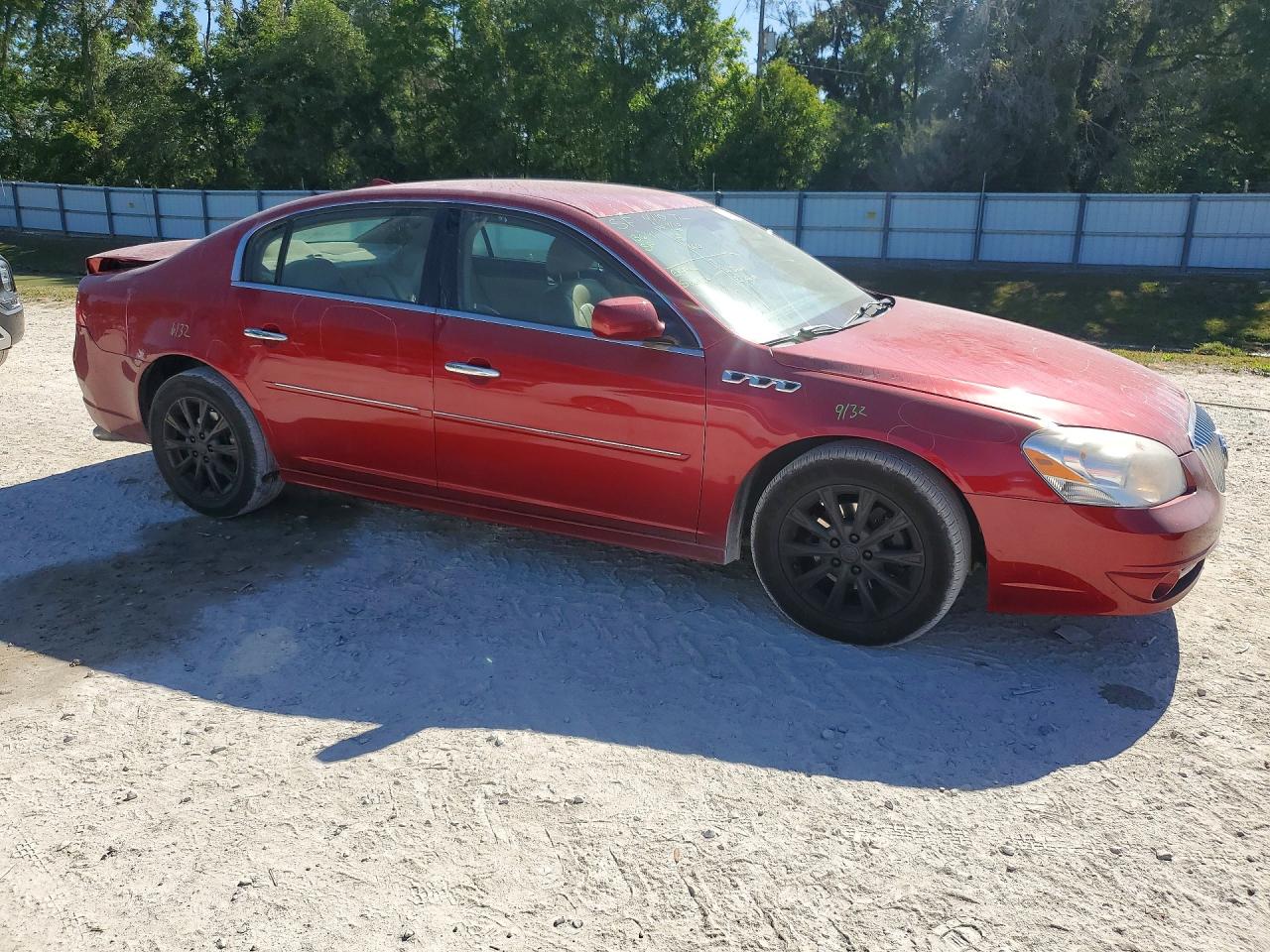 BUICK LUCERNE 2010 — 5
