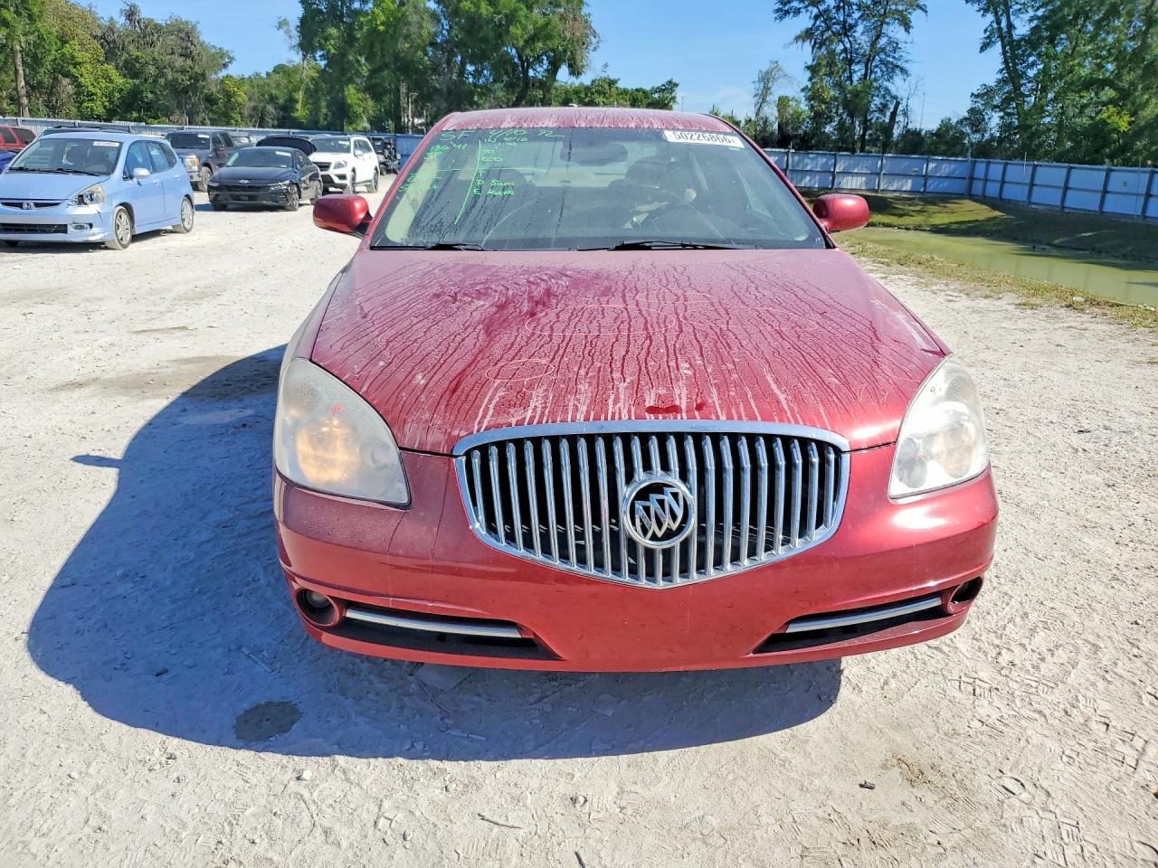 BUICK LUCERNE 2010 — 6