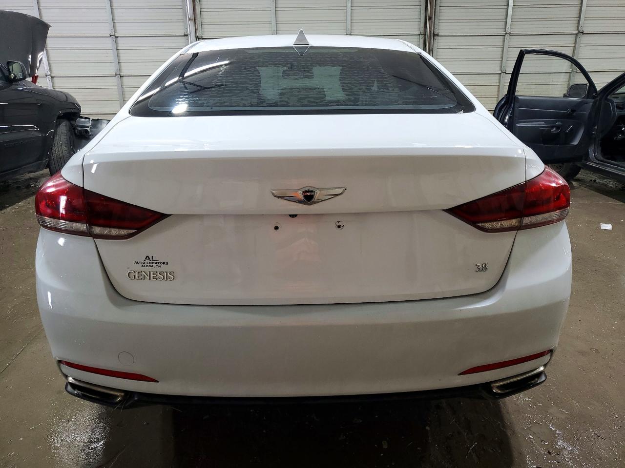 HYUNDAI GENESIS 2016 — 7