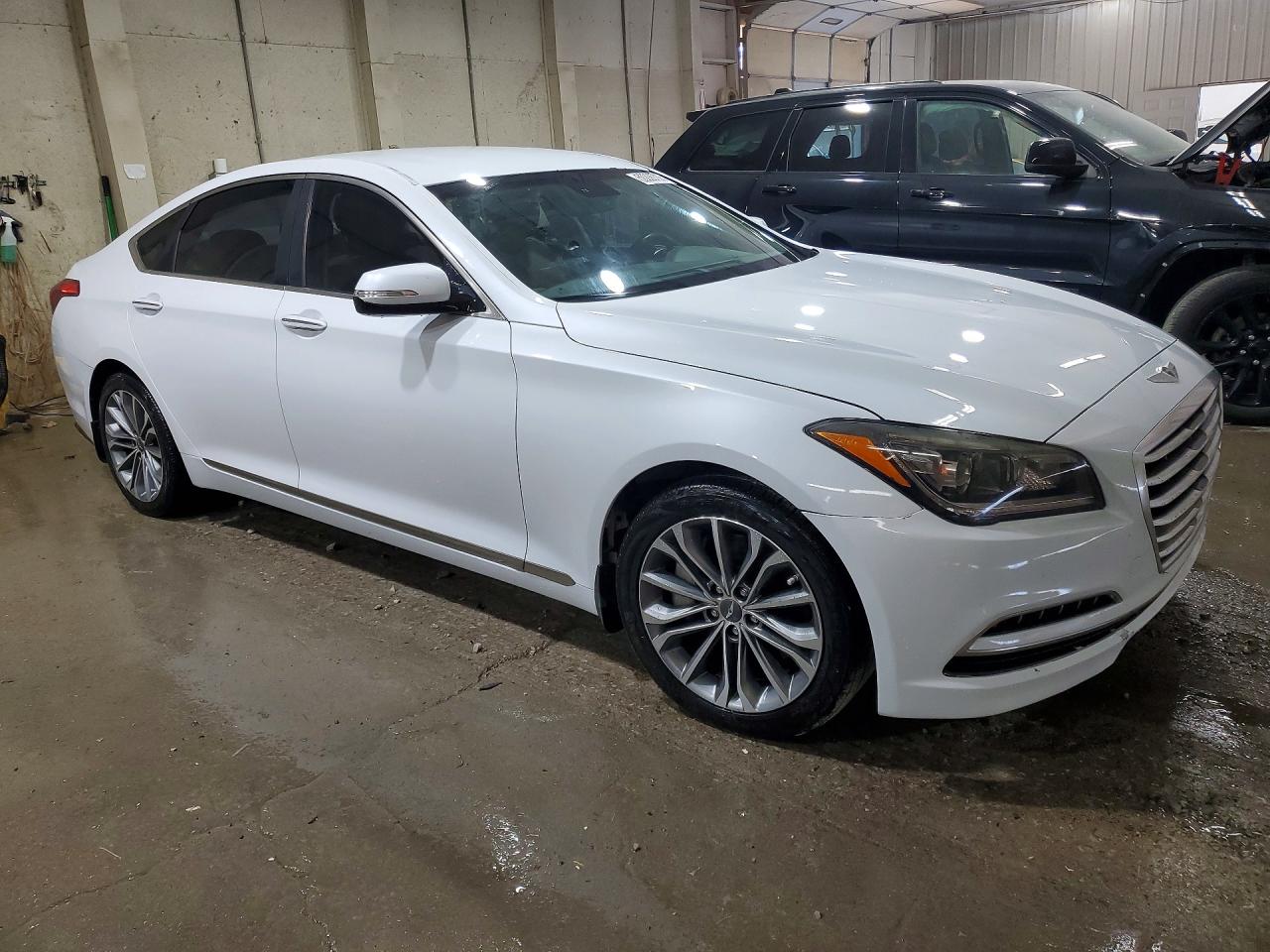HYUNDAI GENESIS 2016 — 5