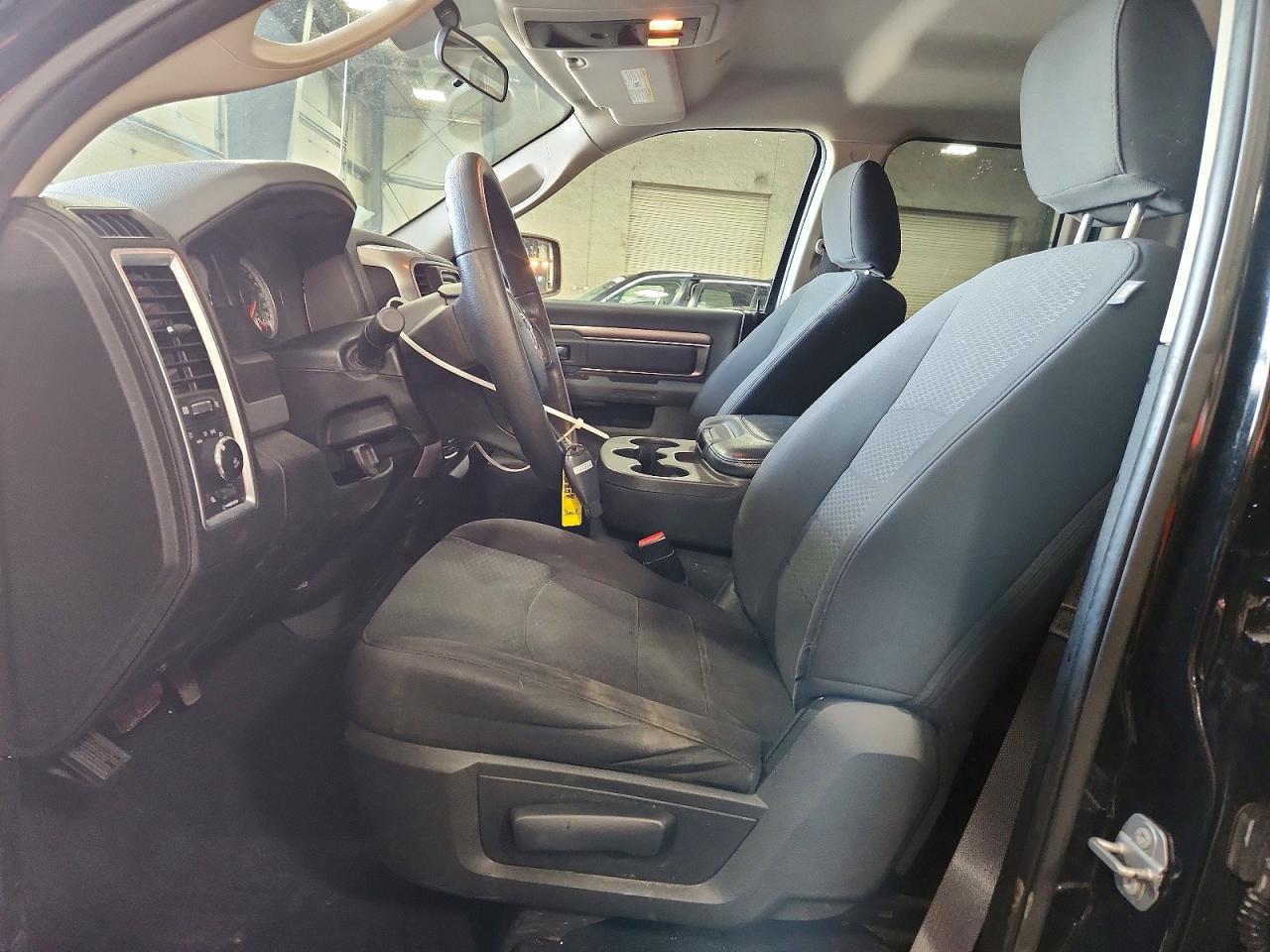 RAM 1500 CLASSIC 2019 — 8