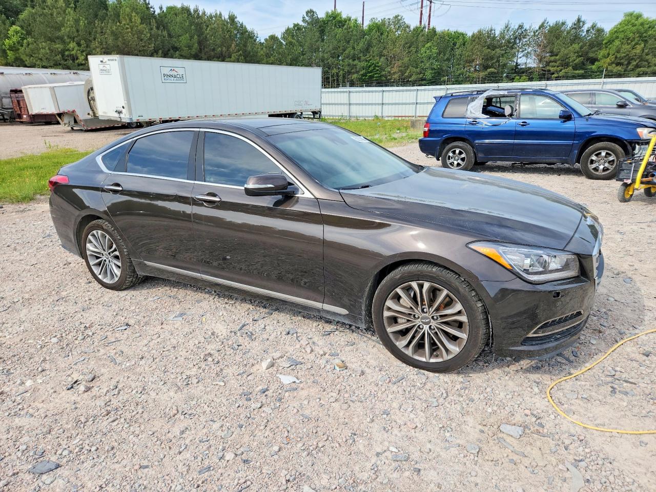HYUNDAI GENESIS 2015 — 5