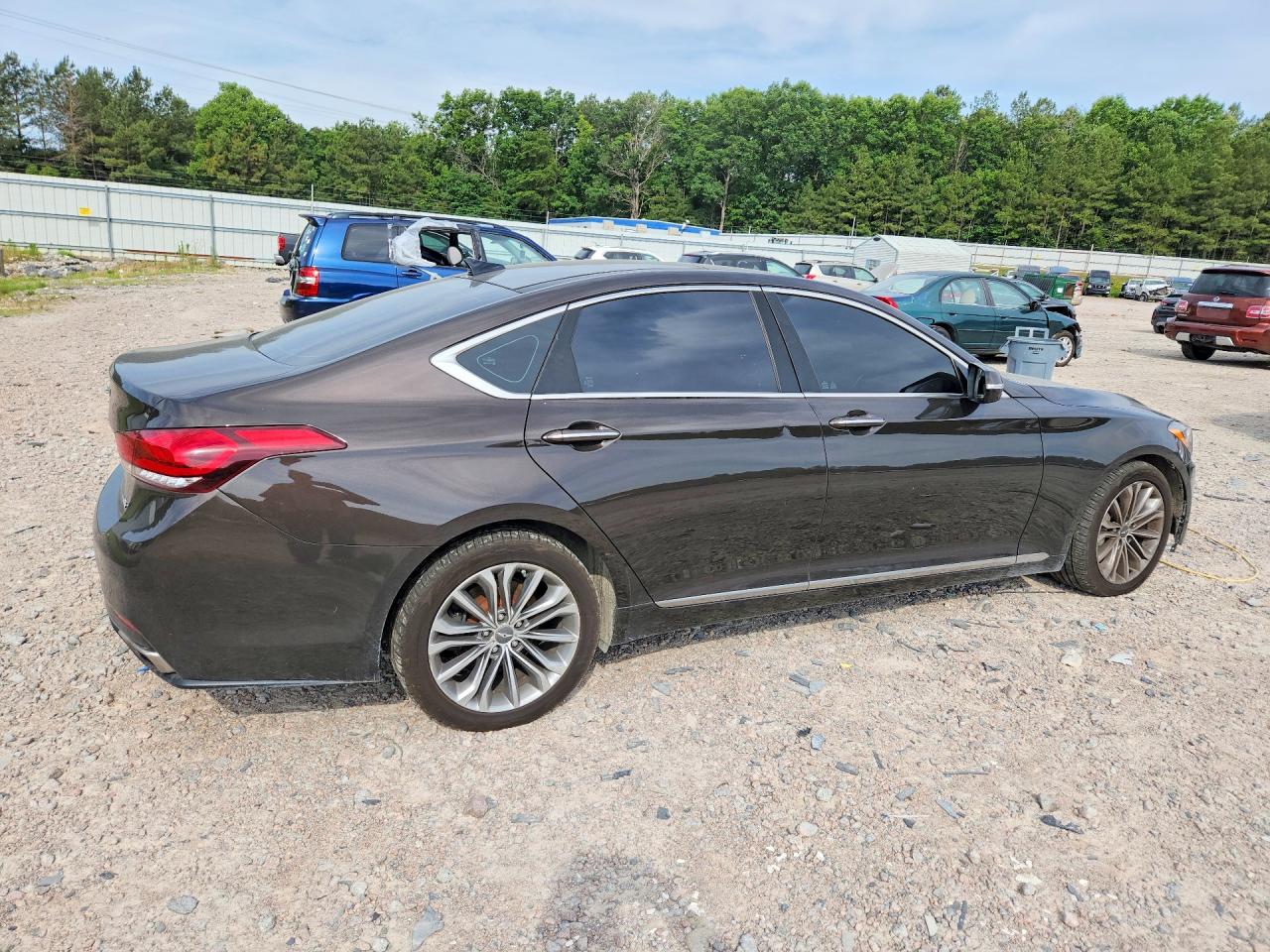HYUNDAI GENESIS 2015 — 4