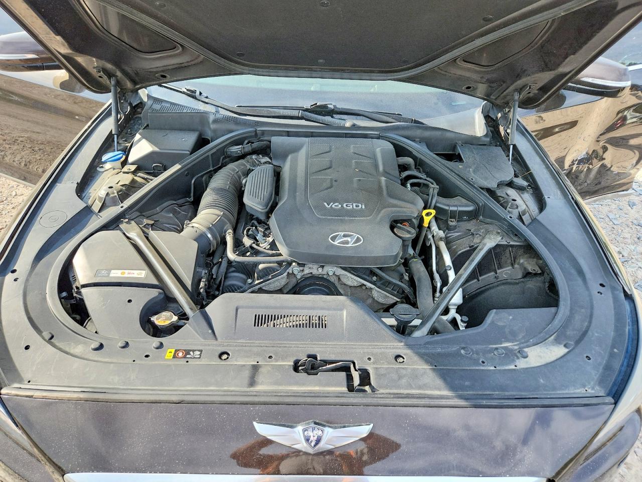 HYUNDAI GENESIS 2015 — 12