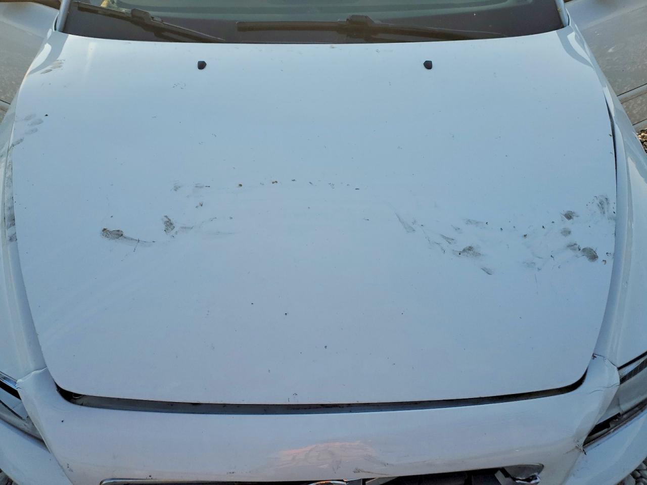 VOLVO S40 2011 — 12