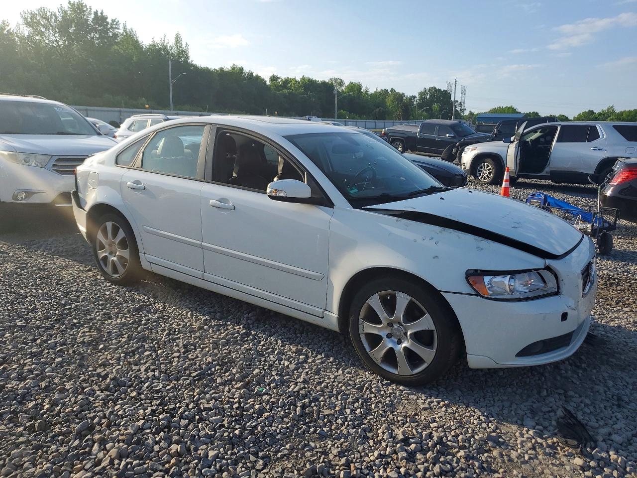 VOLVO S40 2011 — 5