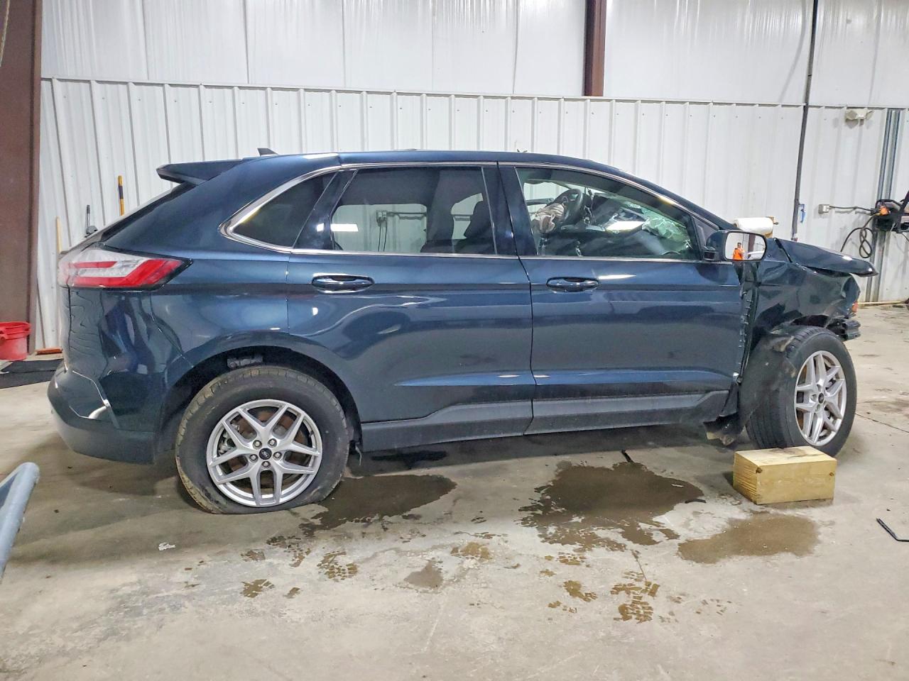 FORD EDGE 2024 — 4