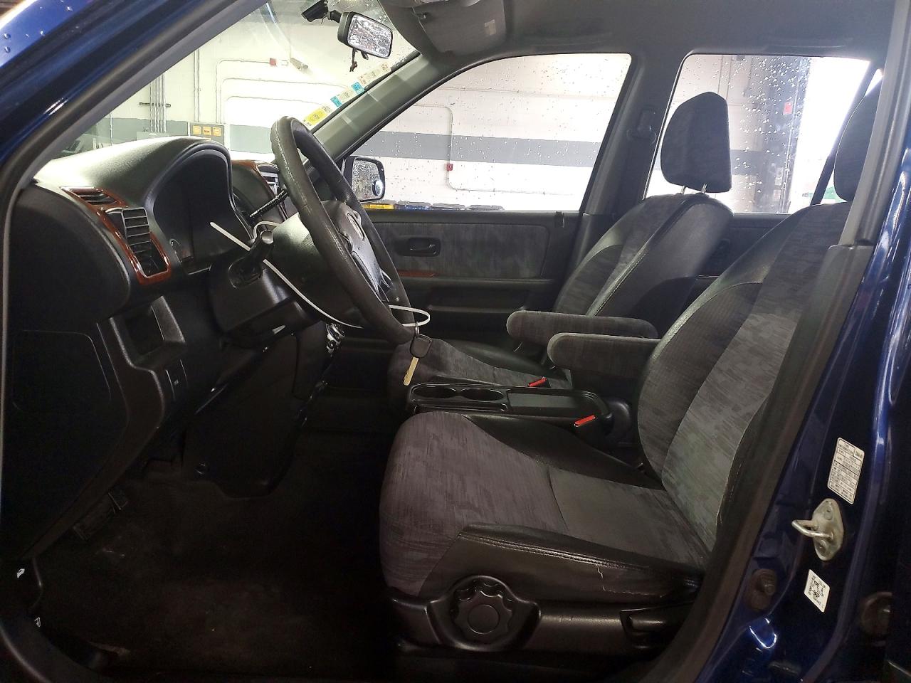 HONDA CR-V 2003 — 8