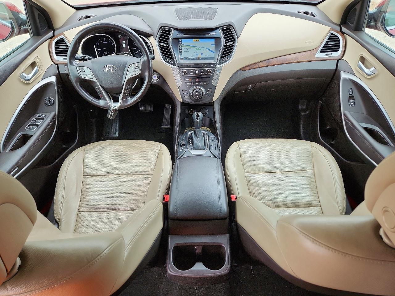 HYUNDAI SANTA FE 2017 — 9
