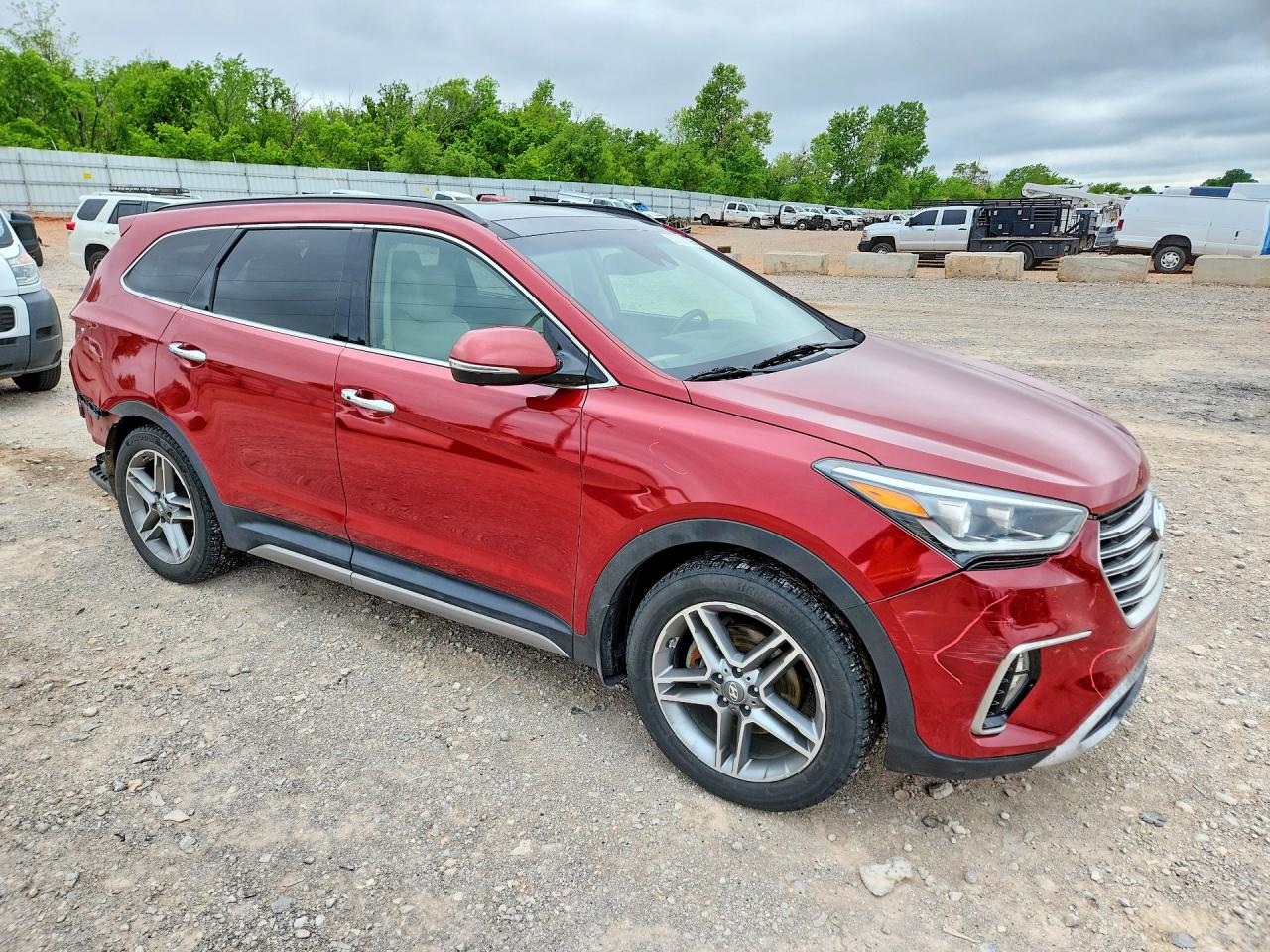 HYUNDAI SANTA FE 2017 — 5