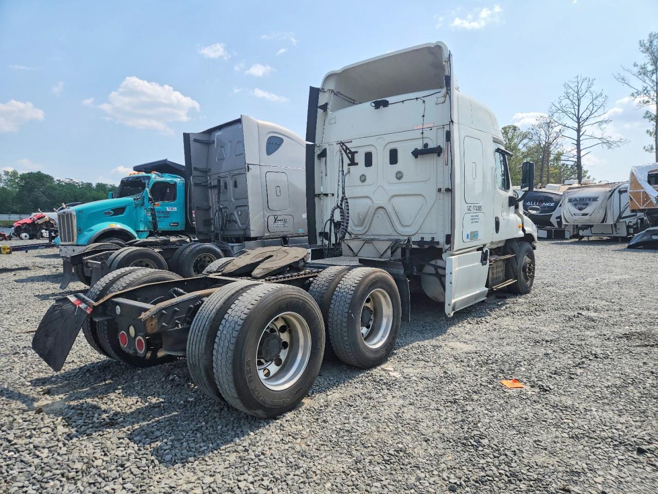 FREIGHTLINER CASCADIA 2014 — 5