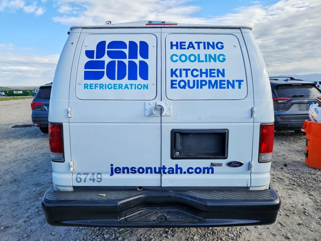 FORD ECONOLINE 2009 — 7