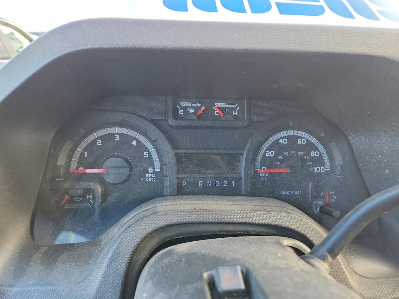 FORD ECONOLINE 2009 — 10
