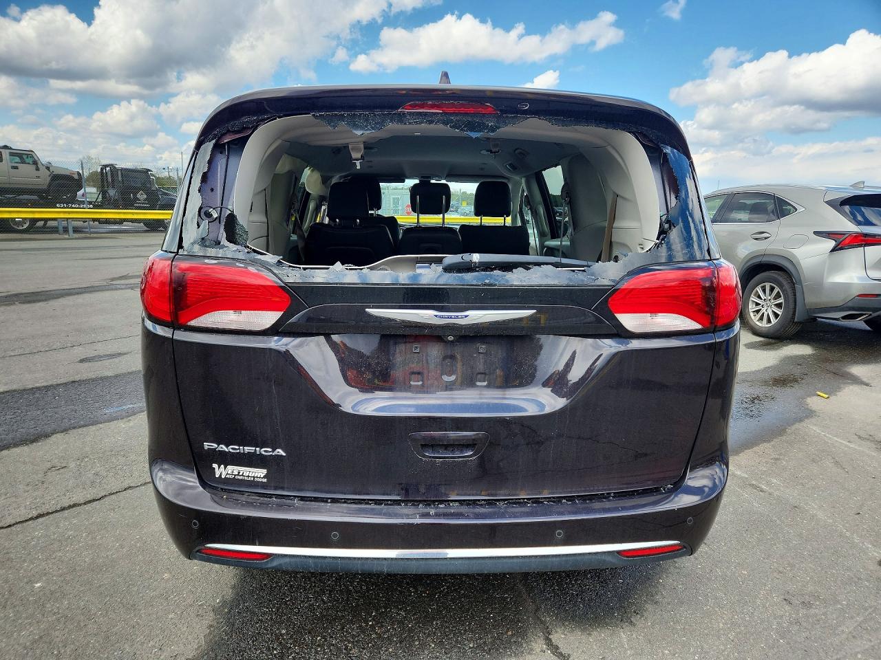 CHRYSLER PACIFICA 2019 — 7