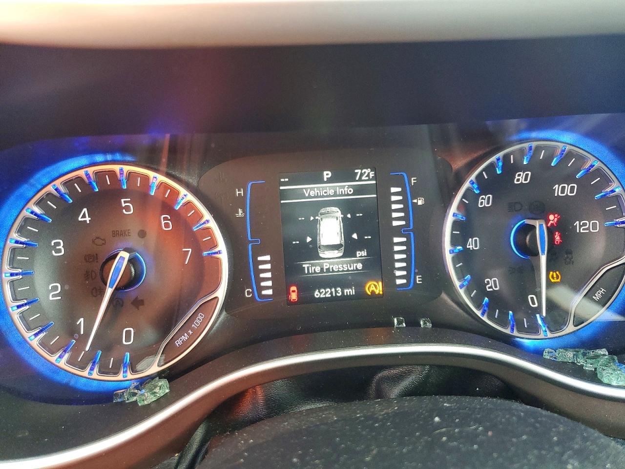 CHRYSLER PACIFICA 2019 — 10