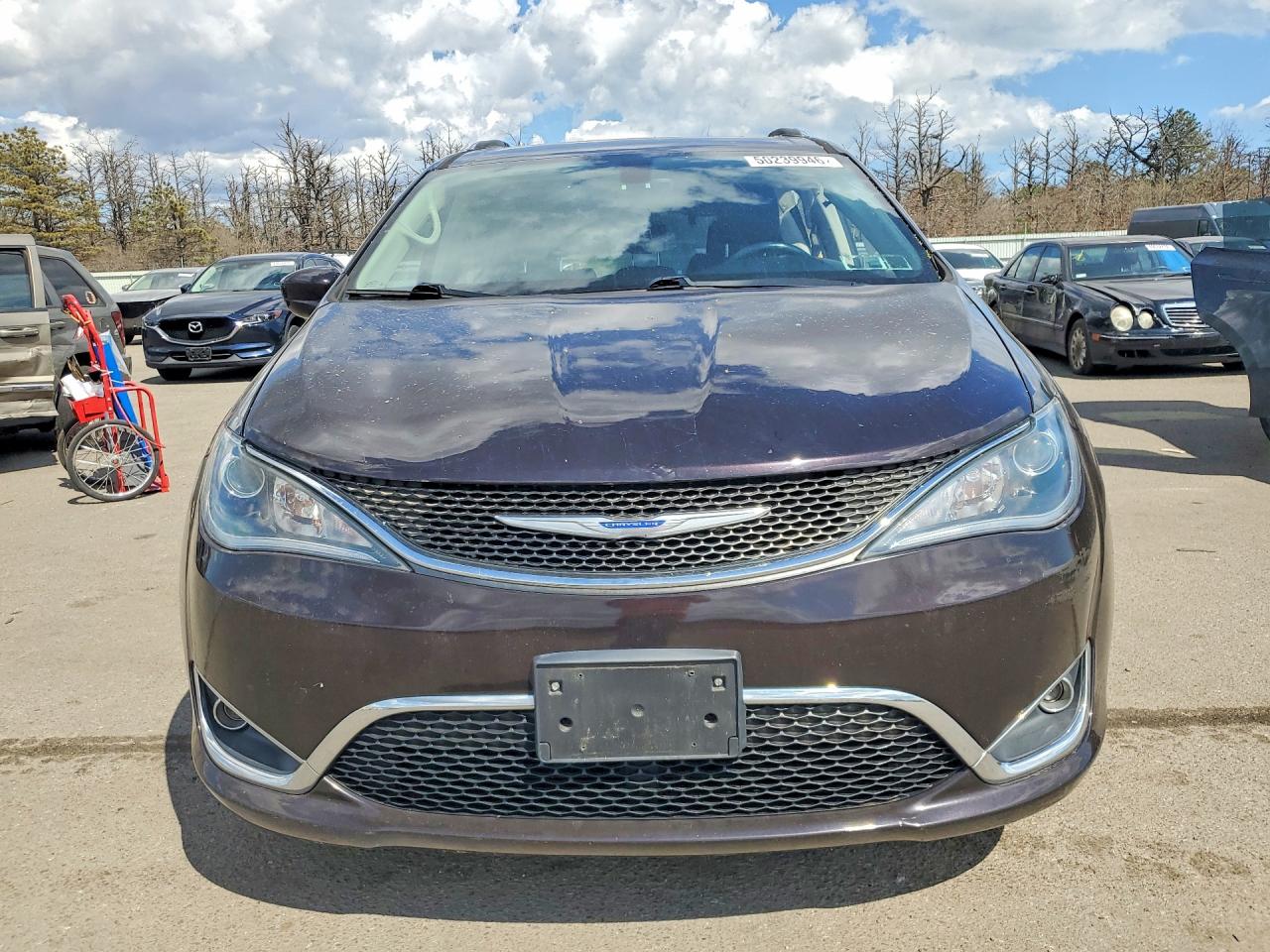CHRYSLER PACIFICA 2019 — 6