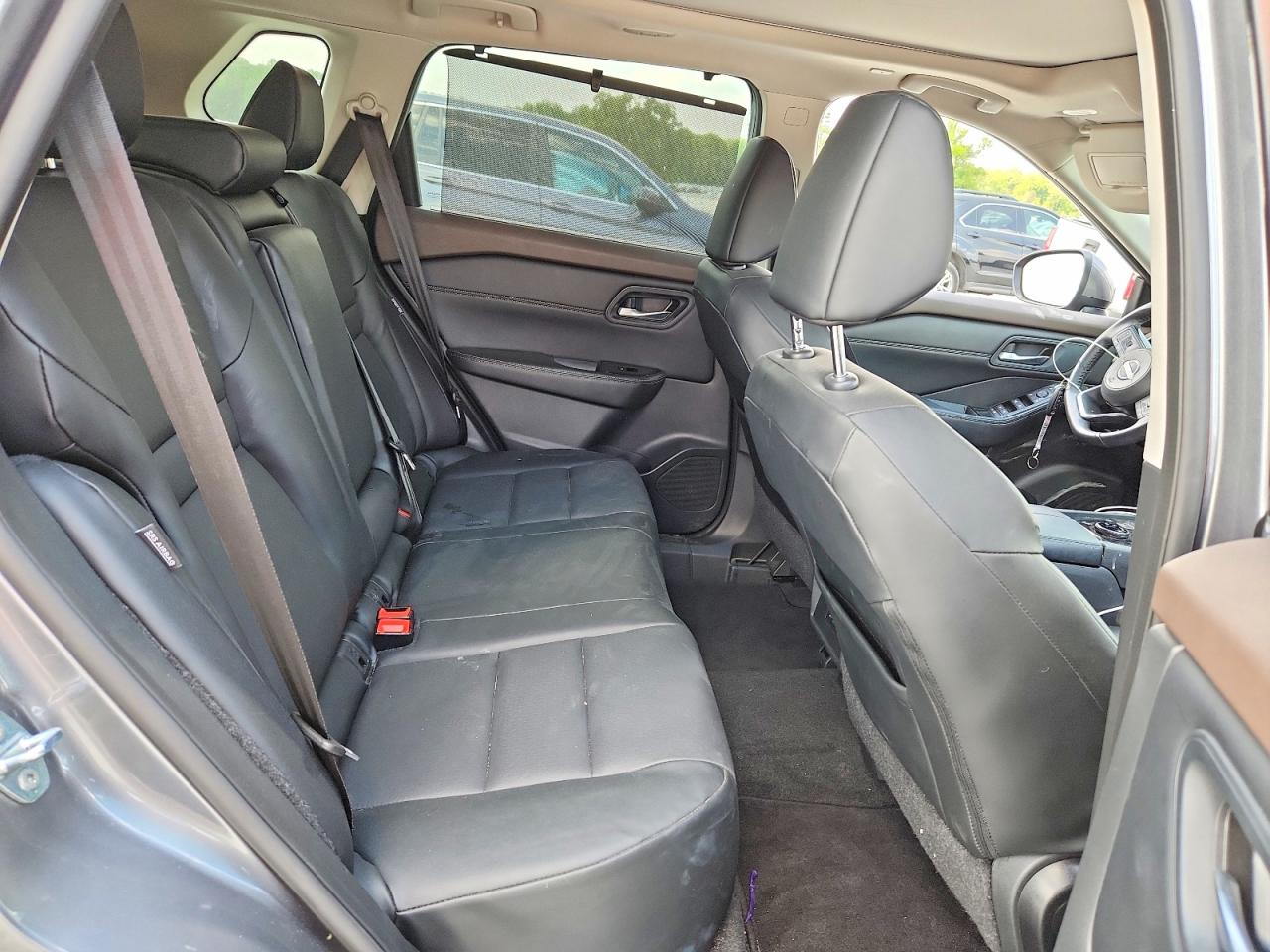 NISSAN ROGUE 2022 — 12