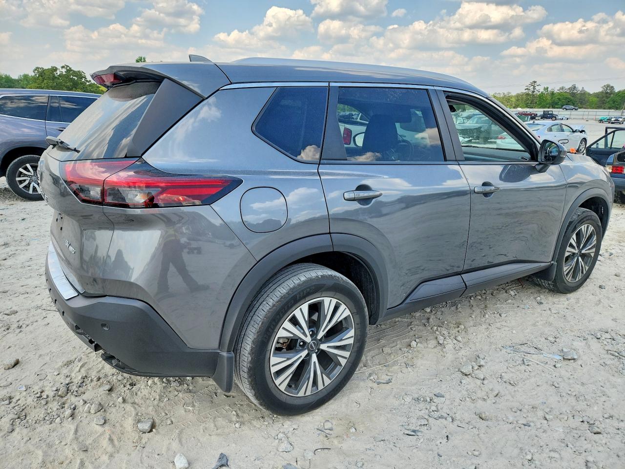 NISSAN ROGUE 2022 — 4