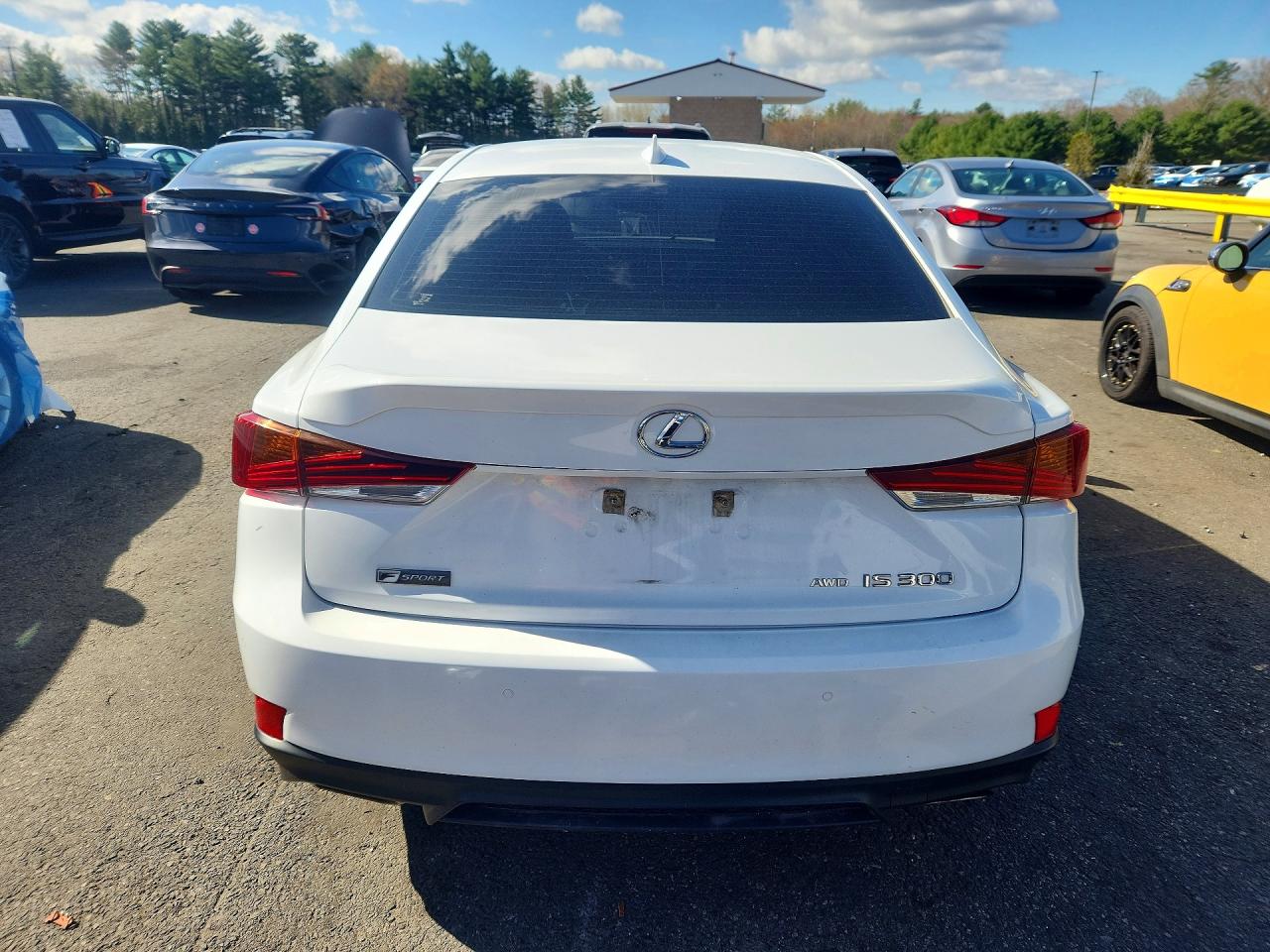 LEXUS IS 2020 — 7