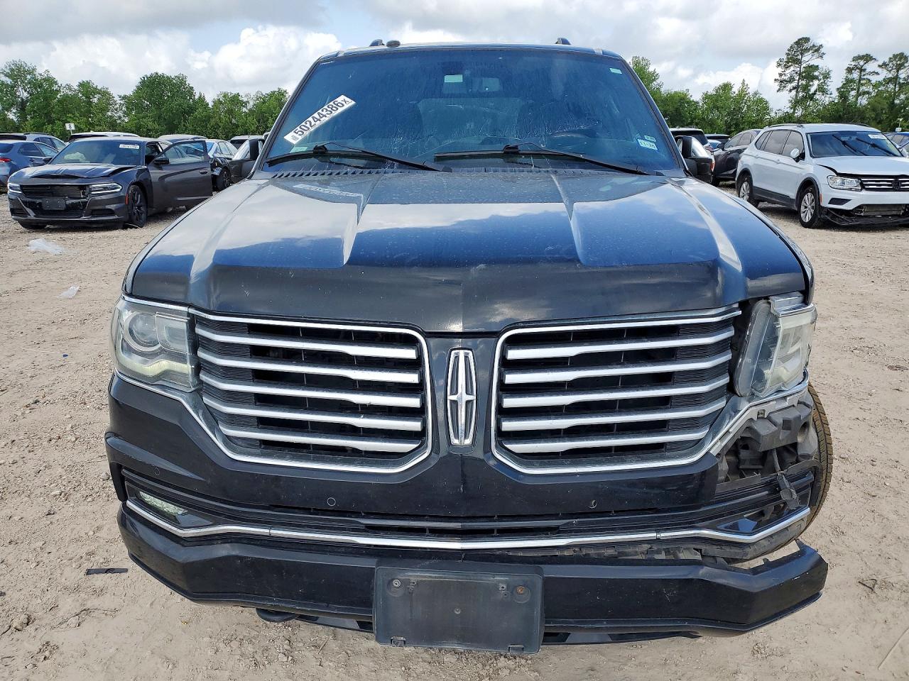 LINCOLN NAVIGATOR 2016 — 6