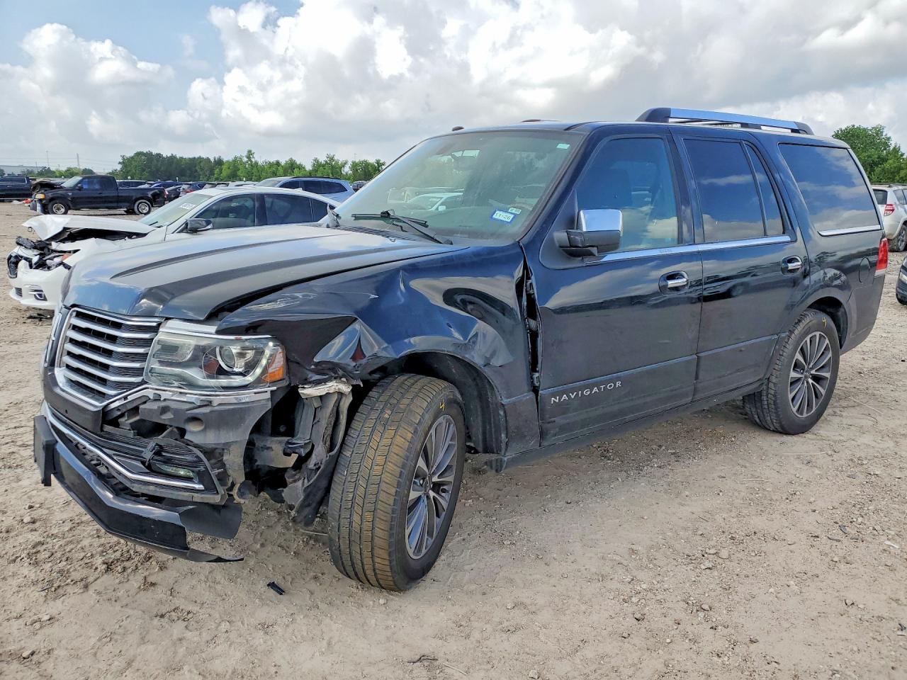 LINCOLN NAVIGATOR 2016 — 2
