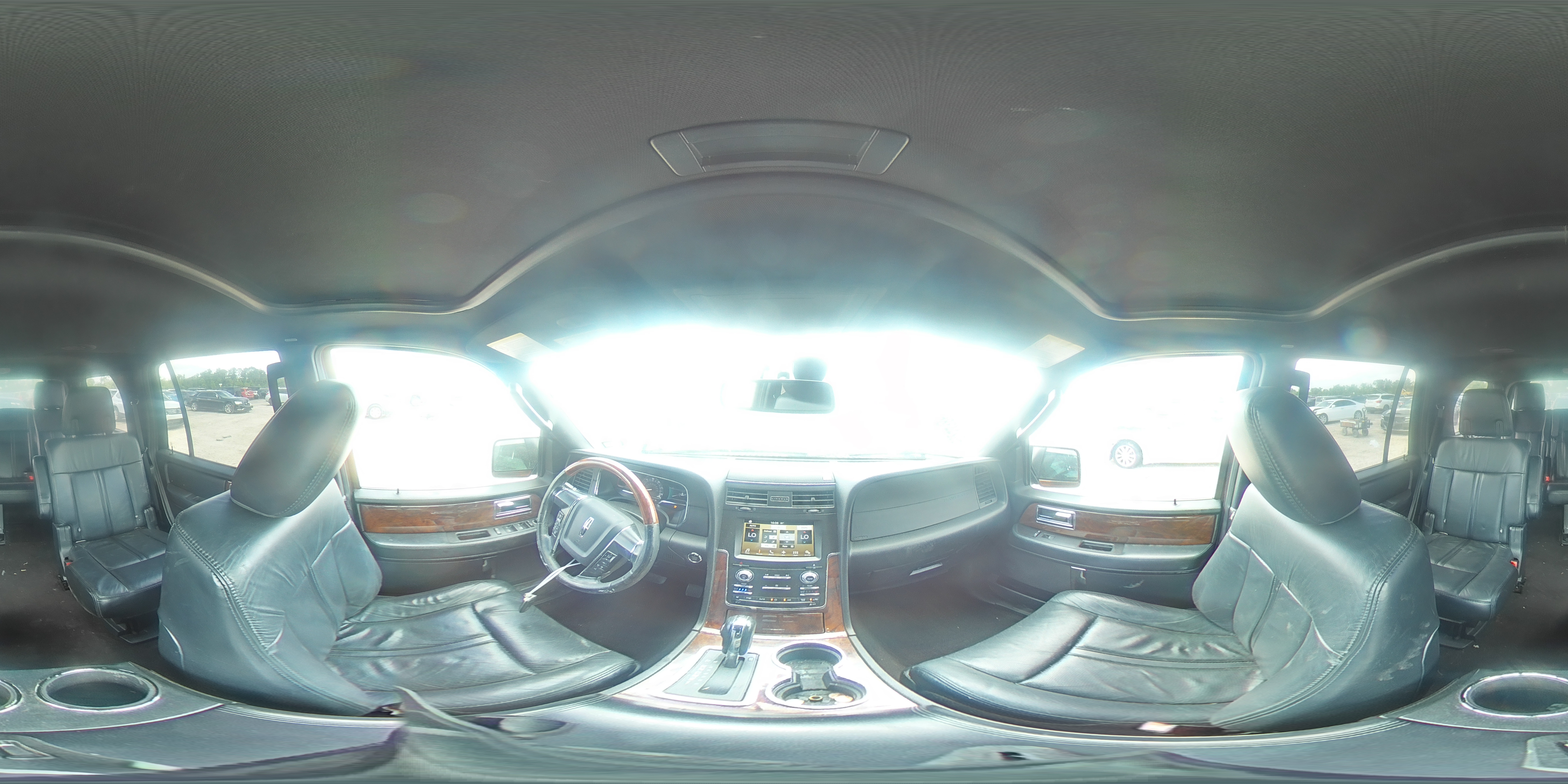 LINCOLN NAVIGATOR 2016 — 16