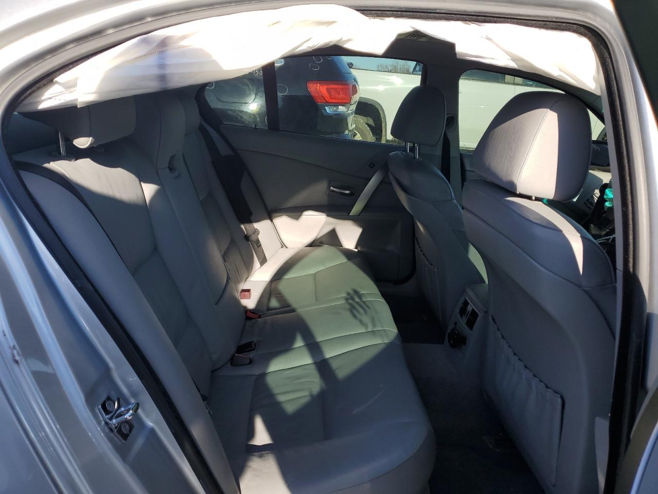 BMW 530 2004 — 11
