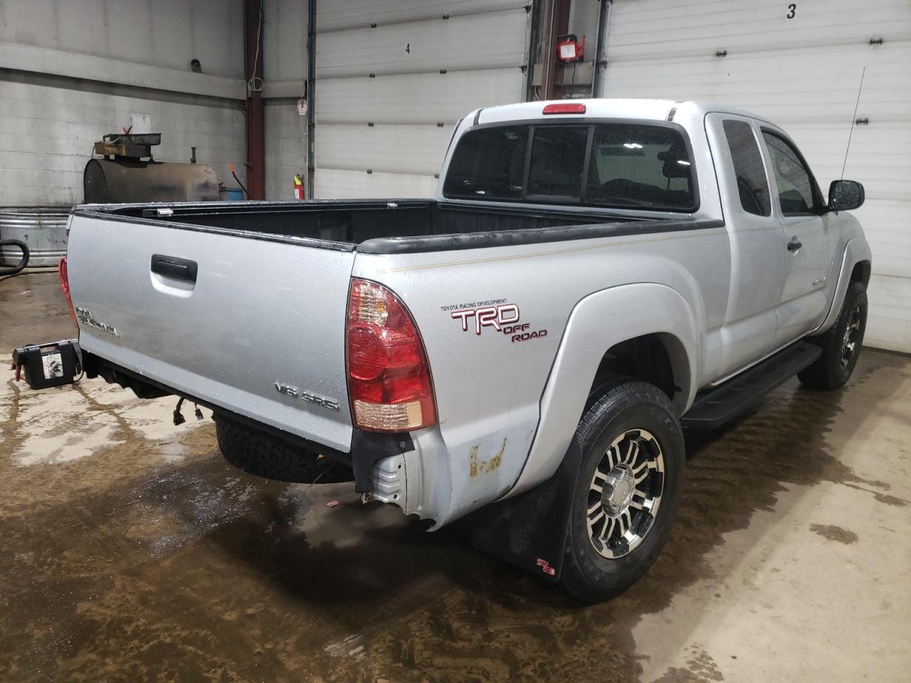 TOYOTA TACOMA 2005 — 4