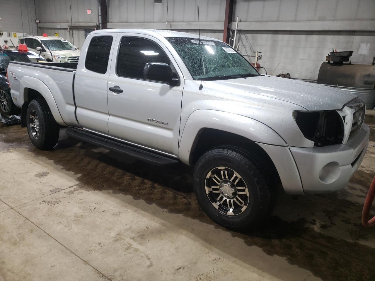 TOYOTA TACOMA 2005 — 5