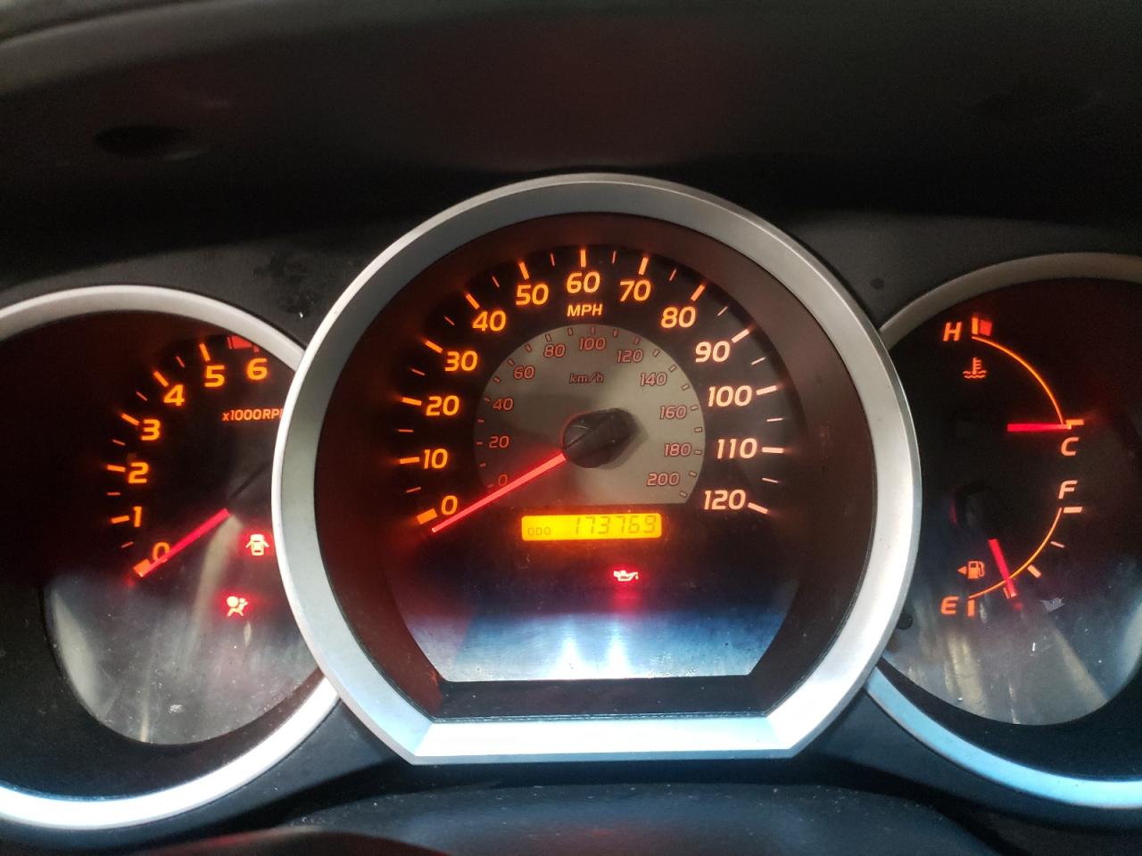 TOYOTA TACOMA 2005 — 10