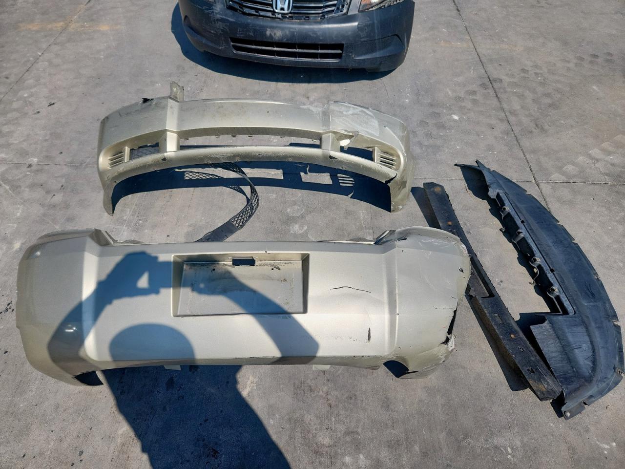 DODGE AVENGER 2010 — 13