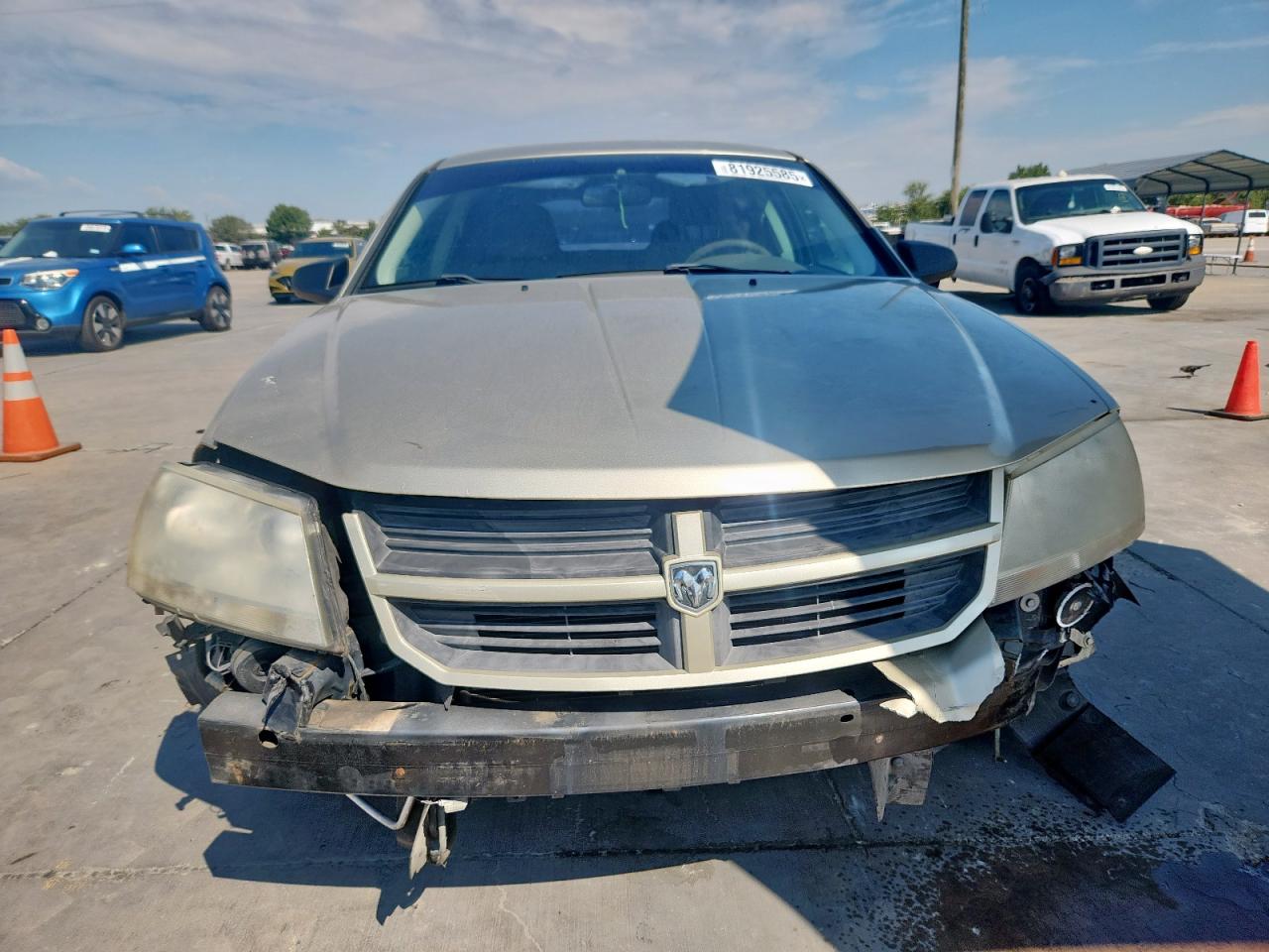 DODGE AVENGER 2010 — 6