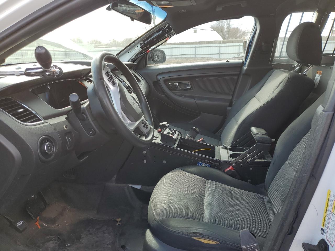 FORD TAURUS 2014 — 8