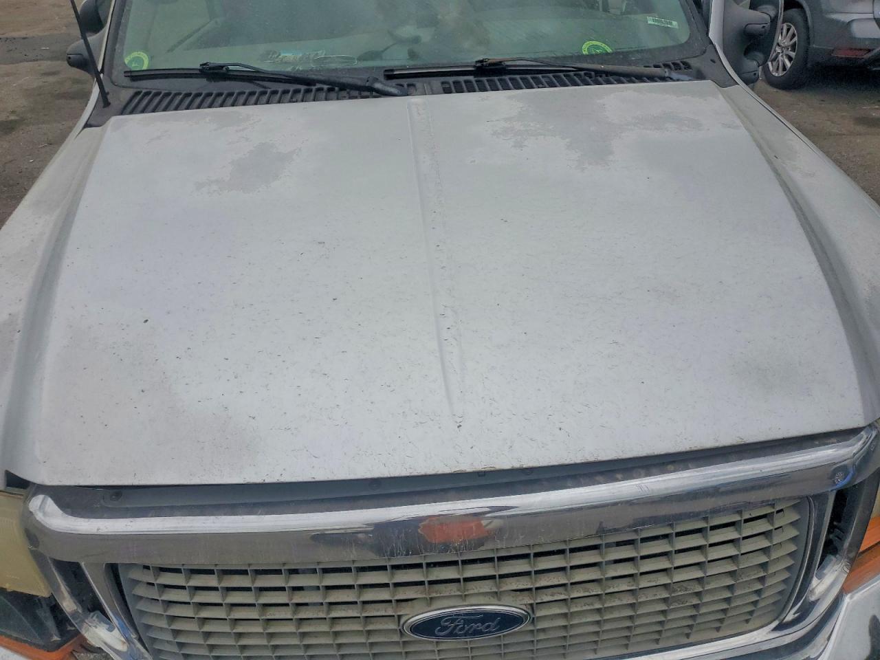 FORD EXCURSION 2001 — 12