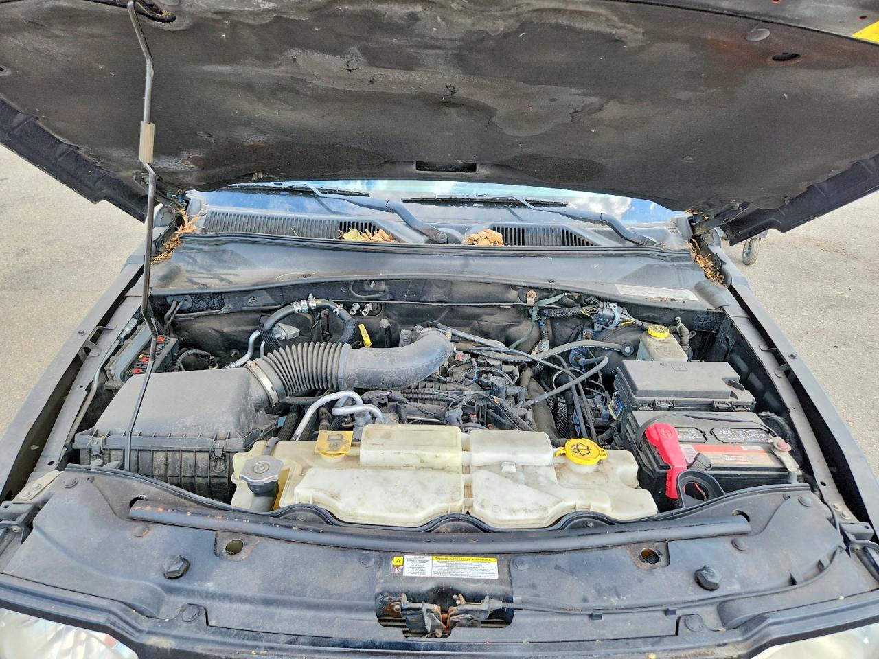 JEEP LIBERTY 2012 — 13