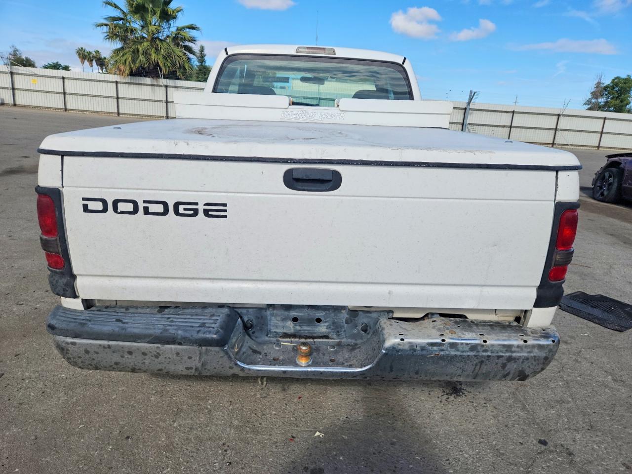DODGE RAM 1500 2001 — 7